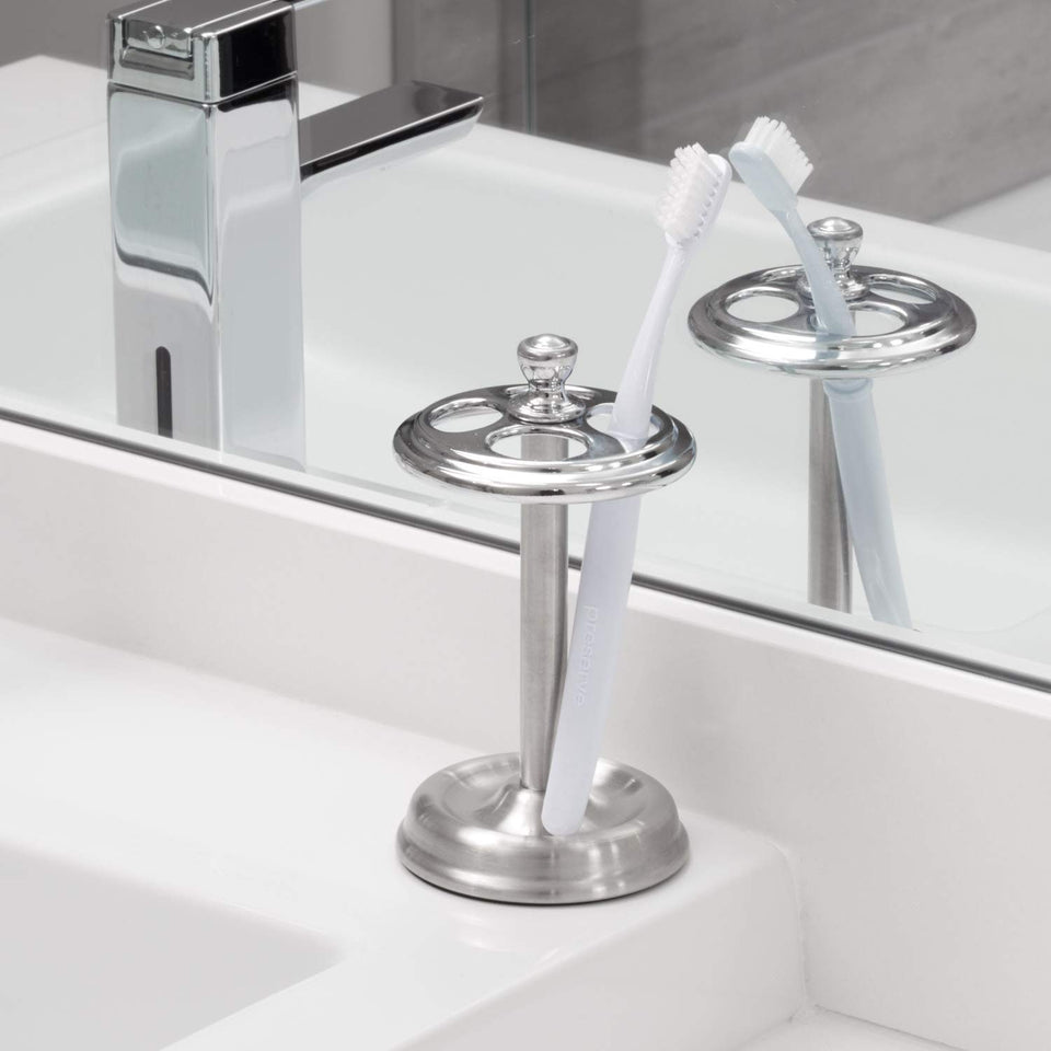 InterDesign York Metal Portacepillos de Dientes, Soporte Organizador de baño para Utensilios de Maquillaje en Acero Inoxidable, Plateado/Plateado Mate