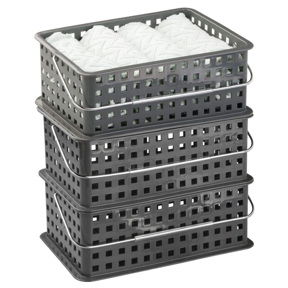 InterDesign Basic Cesta organizadora, canasto Organizador de baño de tamaño Mediano en plástico para artículos de Ducha y cosmética, Gris Pizarra